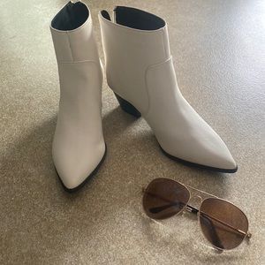 QUIPID WHITE VEGAN LEATHER BOOTS